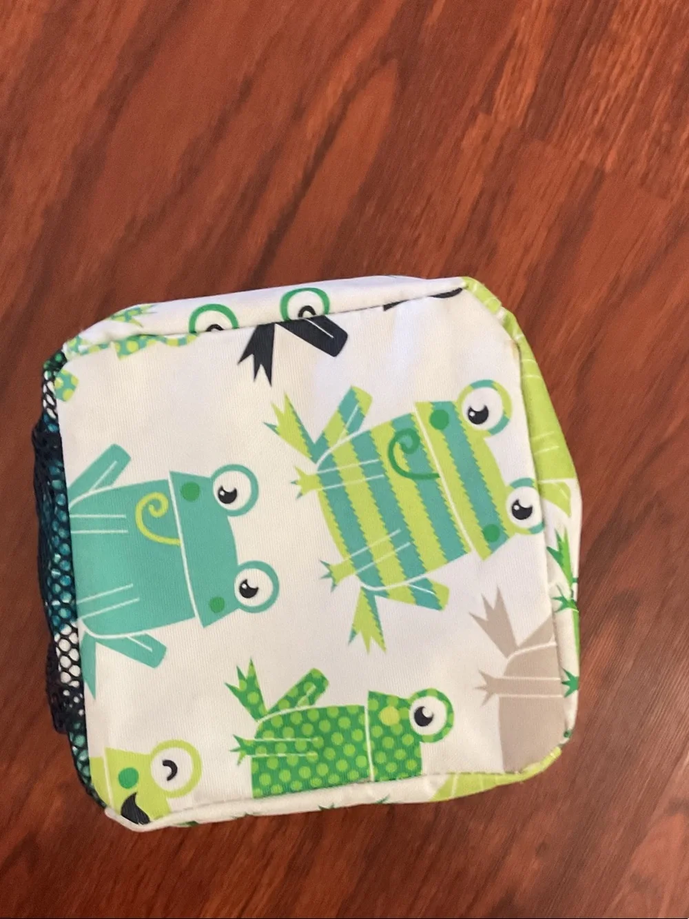 thirty-one Green & Navy Frog Print Organizer Pouch approximately 6” x 6”.
